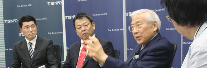 한국 동아시아연구원과 일본 ‘겐론(言論)NPO’가 공동으로 실시한 여론 조사 결과와 관련해, 11일 ‘한일미래대화’의 좌장인 오구라 카즈오(小倉和夫) 전 주한대사와 일본의 언론인들이 대담을 나누고 있다 (이미지: 겐론NPO 홈페이지)