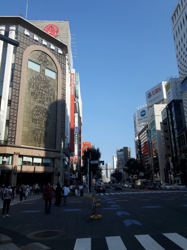 도쿄 긴자(銀座) 일등지에 위치한 미츠코시(三越) 백화점